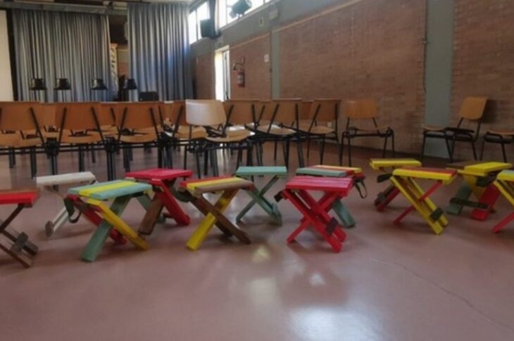 Sgabelli creati dai ragazzi